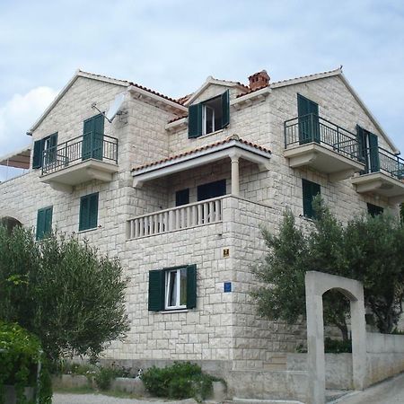 Apartments Marin Bol Exterior photo