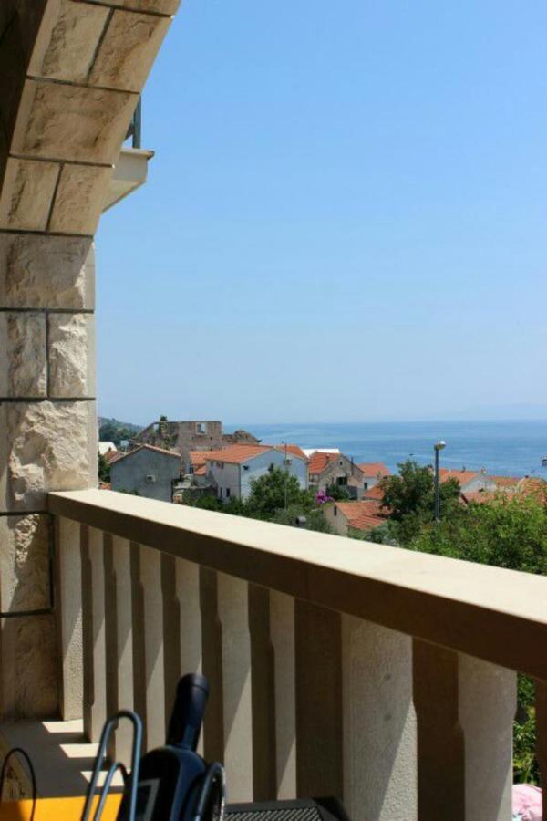 Apartments Marin Bol Exterior photo
